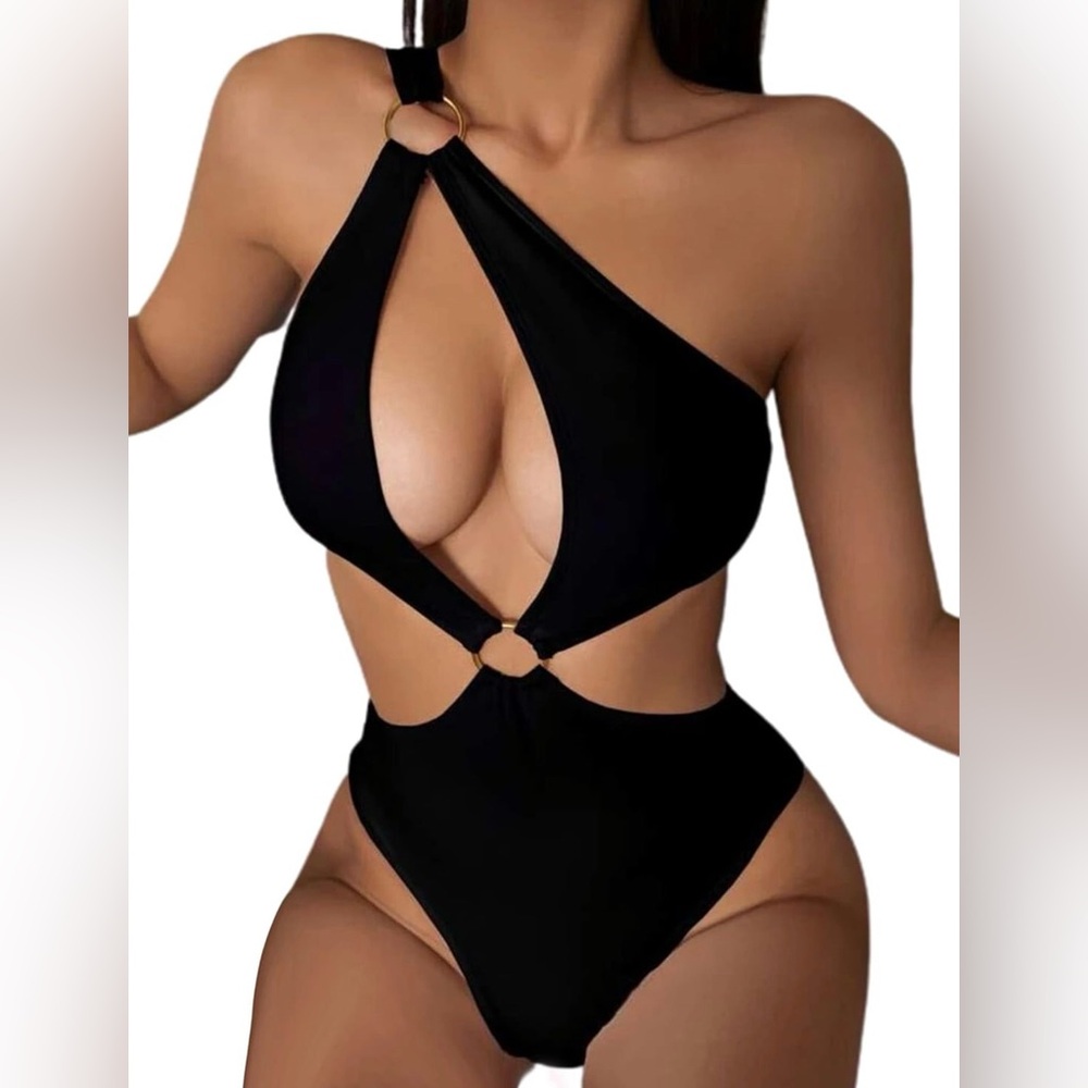 Black One-Shoulder Cutout Swimsuit